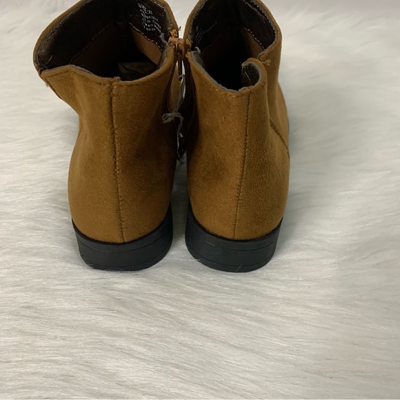 Faux Suede Ankle Boots with Zipper - Picture 7 of 7